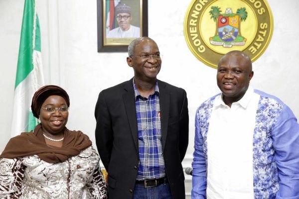 R-L Lagos State Governor, Mr. Akinwunmi Ambode, with Minister of Works, Power & Housing, Mr. Babatunde Fashola and Deputy Governor, Dr. (Mrs) Oluranti Adebule during the visit of the Minisiter to the Governor in Lagos.