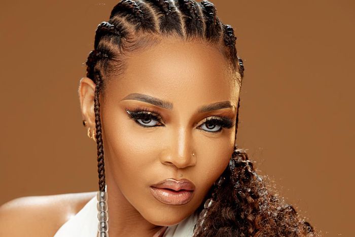 Introducing Viv, a rising star with a voice that makes a lasting impact