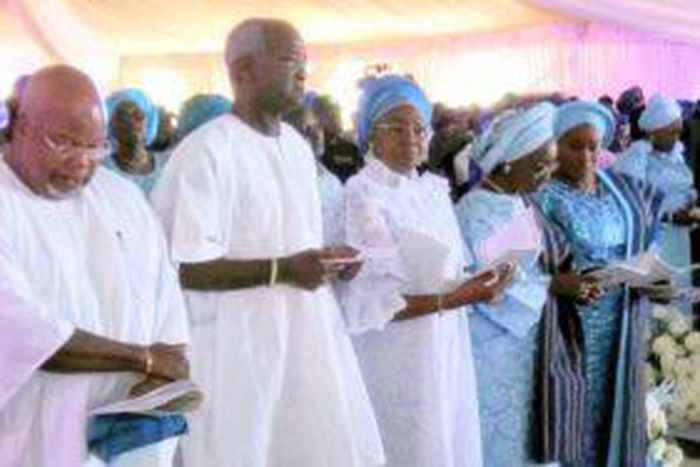 Pic From Left, An In-law of the deceased, Mr Femi Awokoya, also an In-law, Mr Babatunde Fashola, his Wife and Daughter of the deceased, Abimbola, Wife of Lagos Governor, Mrs, Ibijoke Sanwo-Olu and Wife of the Lagos Deputy Governor, Mrs Remi Hamzat at t...