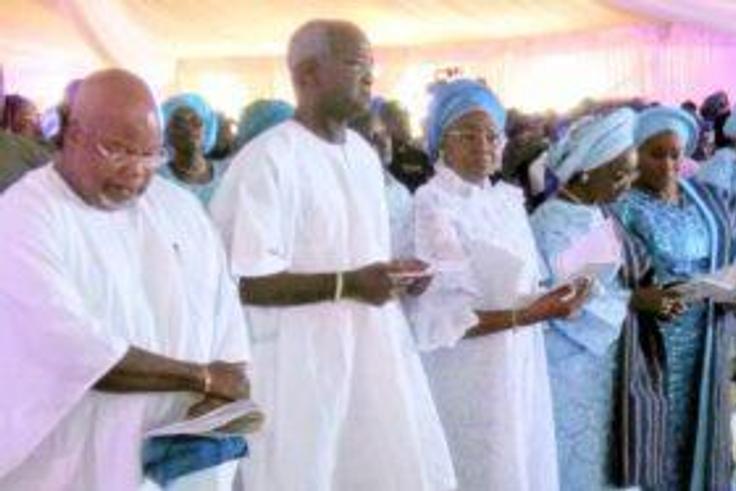 Pic From Left, An In-law of the deceased, Mr Femi Awokoya, also an In-law, Mr Babatunde Fashola, his Wife and Daughter of the deceased, Abimbola, Wife of Lagos Governor, Mrs, Ibijoke Sanwo-Olu and Wife of the Lagos Deputy Governor, Mrs Remi Hamzat at t...