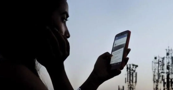 Nigeria’s telecom industry takes a huge hit with the loss of 4.95 million mobile subscribers