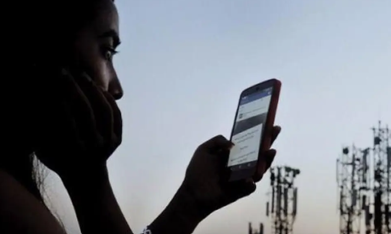 Nigeria’s telecom industry takes a huge hit with the loss of 4.95 million mobile subscribers