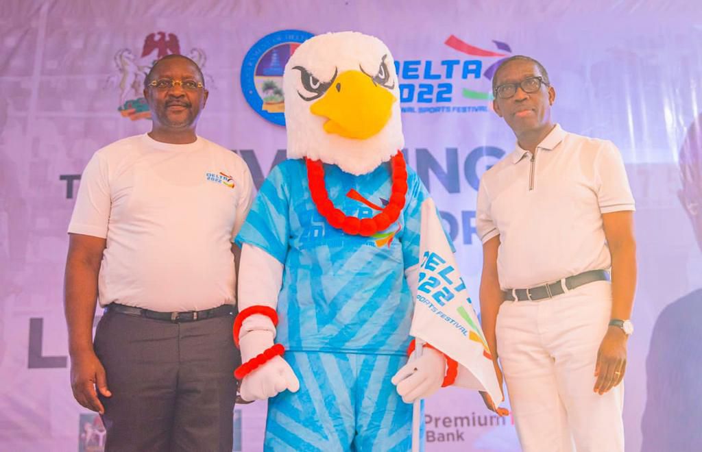 Sports Minister, Sunday Dare and Delta state Governor, Dr. Ifeanyi Okowa and the mascot