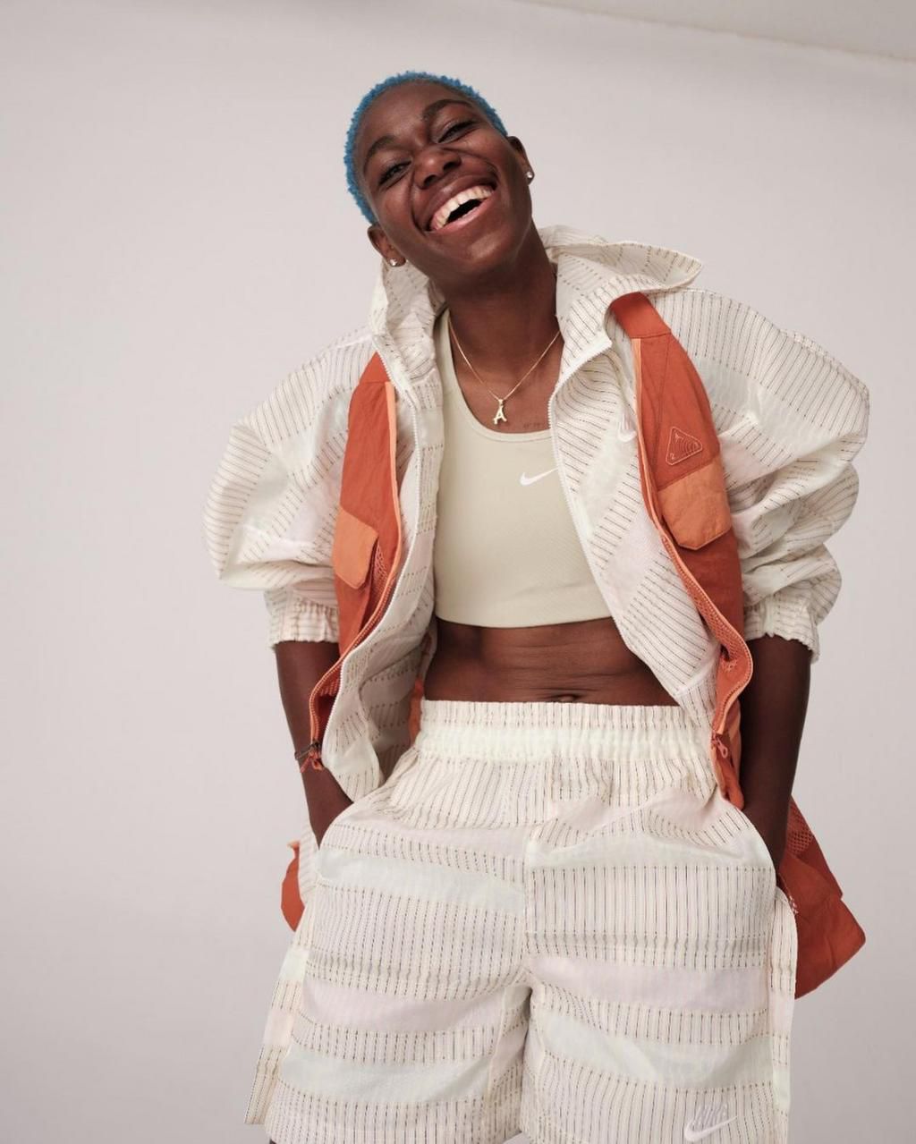 Asisat Oshoala is a celebrity Manchester United supporter.