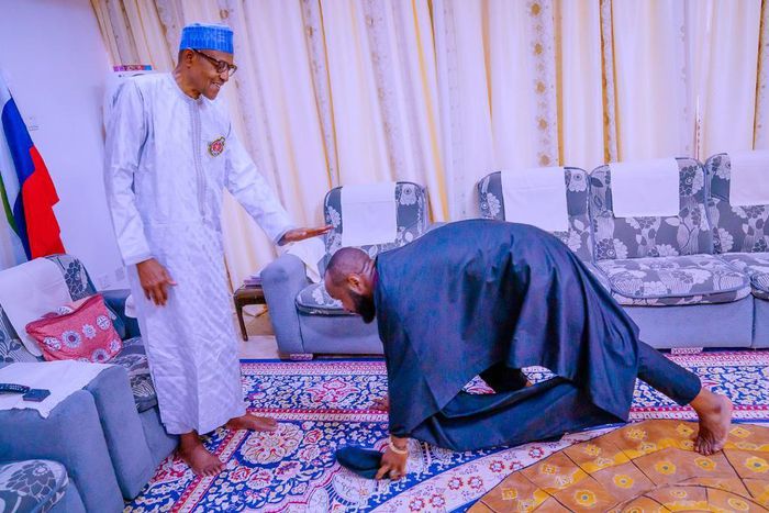 Seyi Tinubu pays condolence visit to Buhari over the death of his niece.
