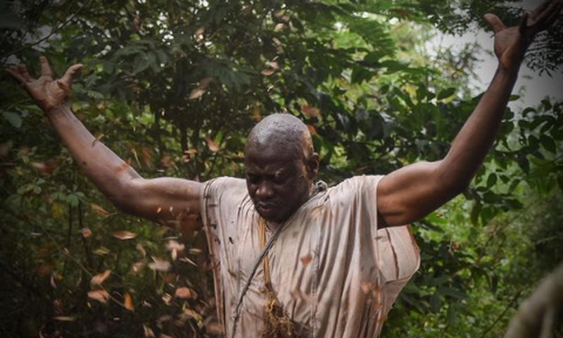Adedimeji Lateef broke his leg during the production of Jagun Jagun. [Instagram/adedimejilateef]