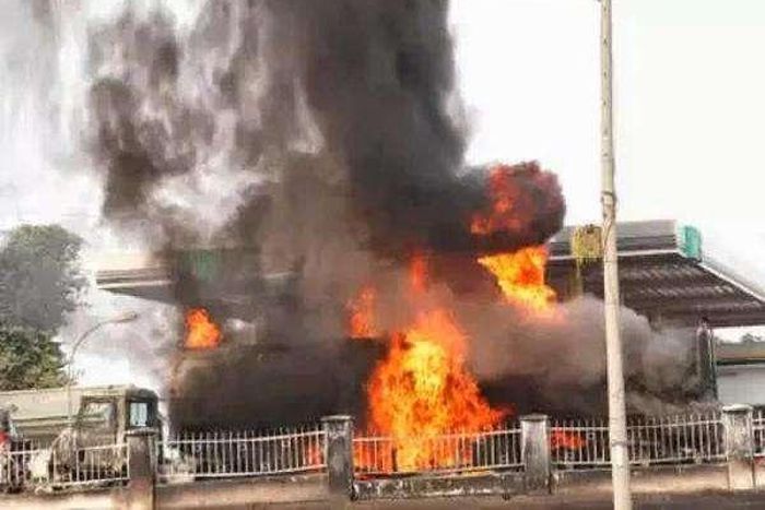 Goil fuel station fire kills over 100 people amidst floods