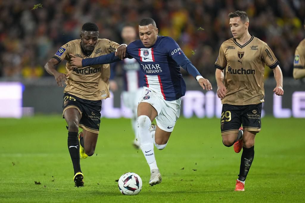 Mbappe in action for PSG