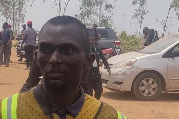 Lecturer who impersonated INEC official caught with 17 BVAS.