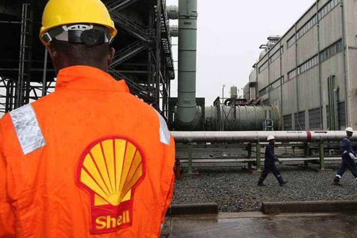 Shell set to sell Nigerian onshore business for $2.4bn after 86 years of operation.