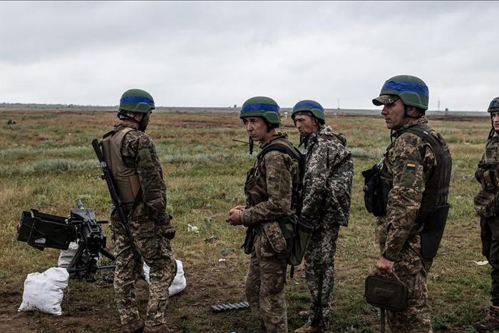 France has trained 6,000 Ukrainian soldiers – Defense minister. [eu]