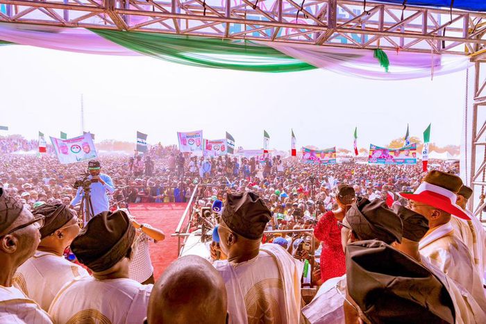Mammoth crowd receive Atiku Abubakar in Adamawa.