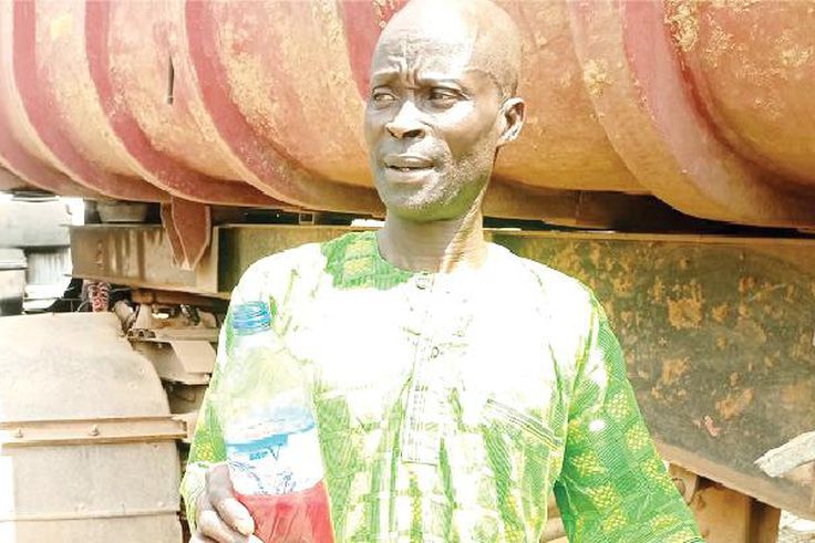 Man caught bathing with blood blames his action on spiritual problem