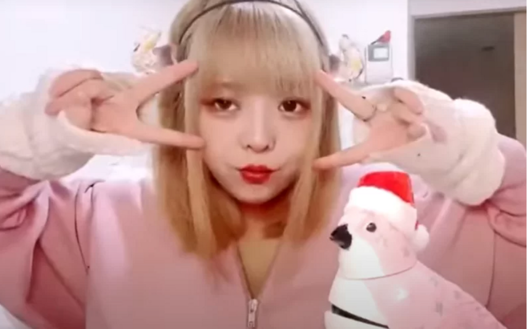 Woman arrested for selling book on how to scam sugar daddies