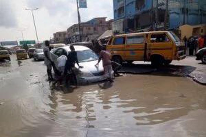 Mushin Olosha bus stop section of Agege Motor Road in Lagos on Wednesday [NAN]