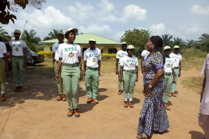 NYSC state Coordinbator in Ondo state, Mrs Grace Akpabio inspecting corp members