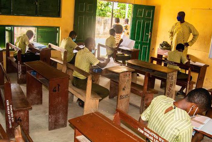Students writing WAEC in a school in Lagos (Pulse)