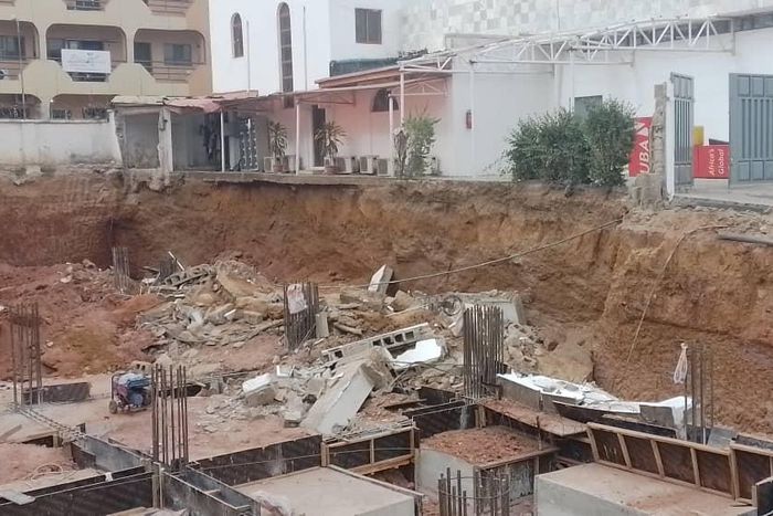 2 dead, 4 rescued as Abuja building wall collapses.