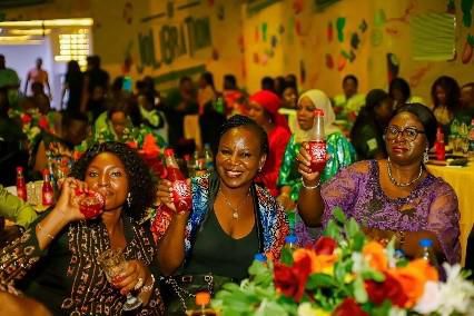 Drink, savour, celebrate! The new Hydr8 100 & D’Vybe are your next favourite drinks