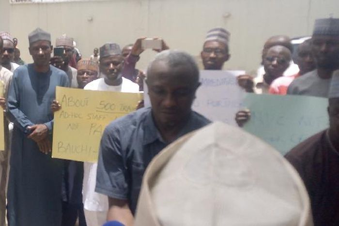 2023 census Adhoc staff protest non-payment of allowances in Bauchi
