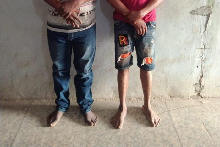 Police swoop on 2 suspected fraudsters after banker cashier raises alarm. [Twitter:BenHundeyin]