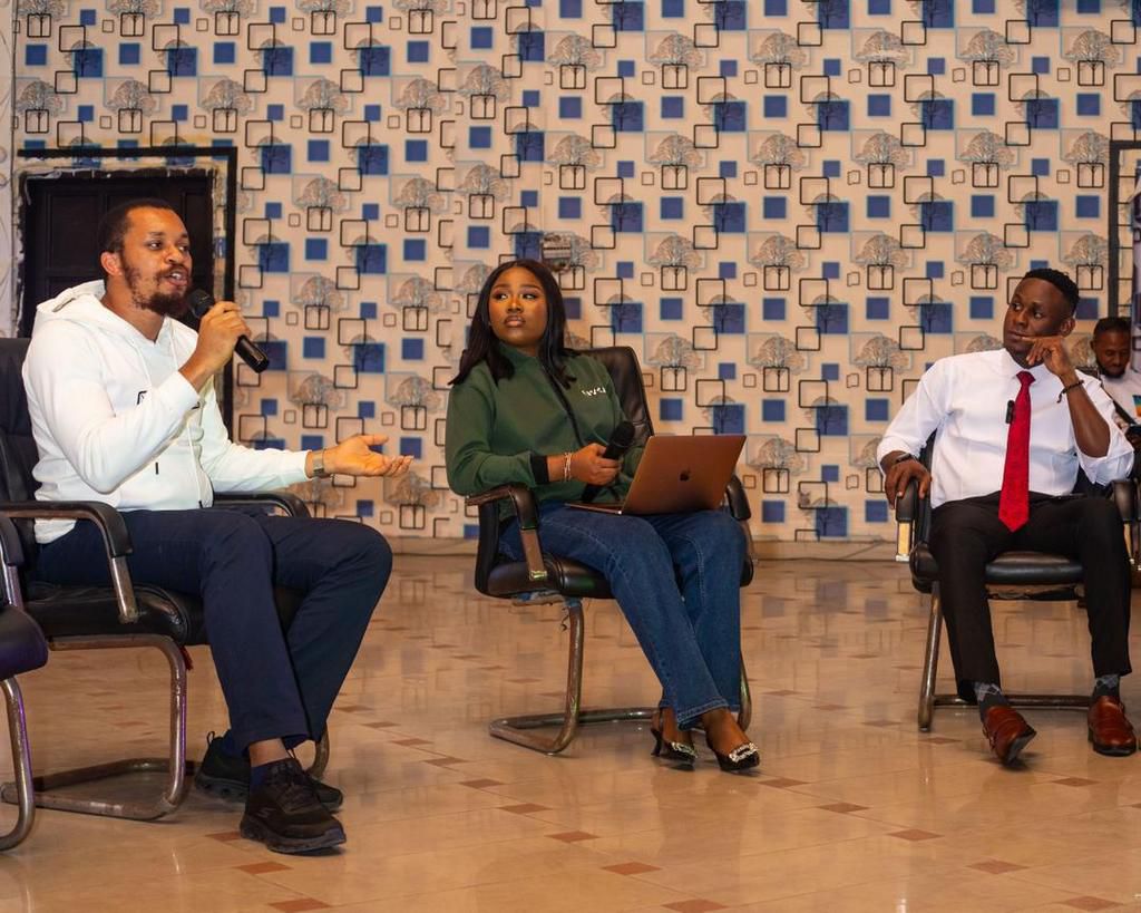 (L-R): Uchenna Nnodim (Raven CEO) Chidinma Maduwesi (Raven CFO) Kelechi Godfrey (Educator - The Boardroom)