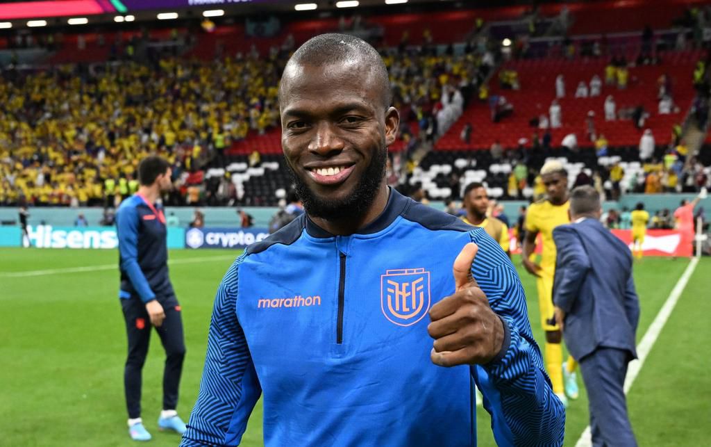 A deserved thumbs up from the Pulse of The  Day Star, Enner Valencia.