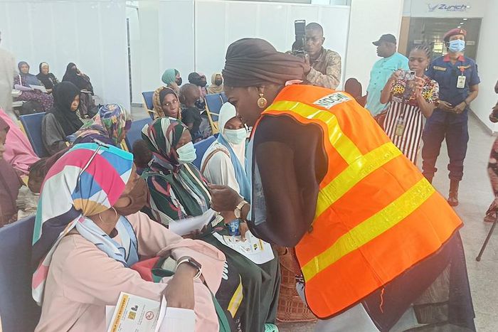 1,471 Nigerians arrive Abuja from Sudan. [Twitter:NiDCOM]