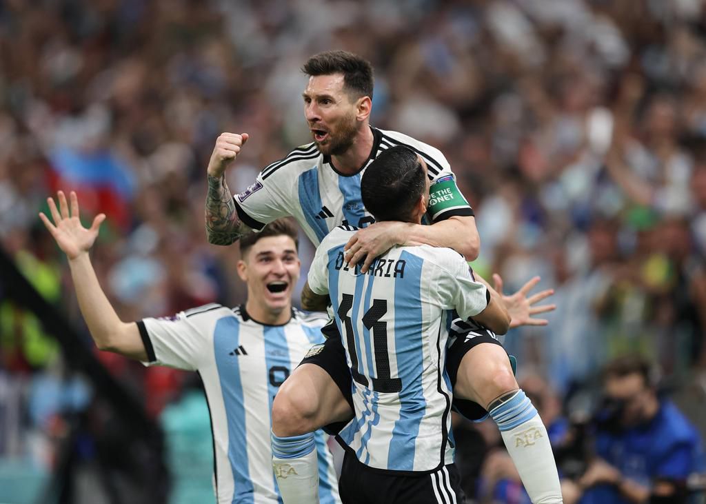 Messi was the hero as Argentina beat Mexico 2-0