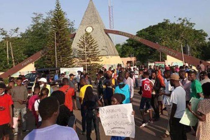 Protest in Ogun over kidnap of FUNAAB student by suspected gunmen. [theeagleonline]