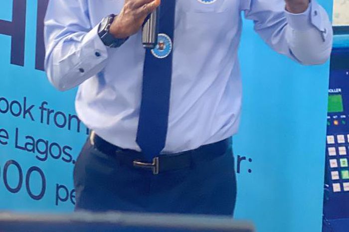 Lagos State Governor, Babajide Sanwo-Olu displaying the Cowry Card [Pulse]