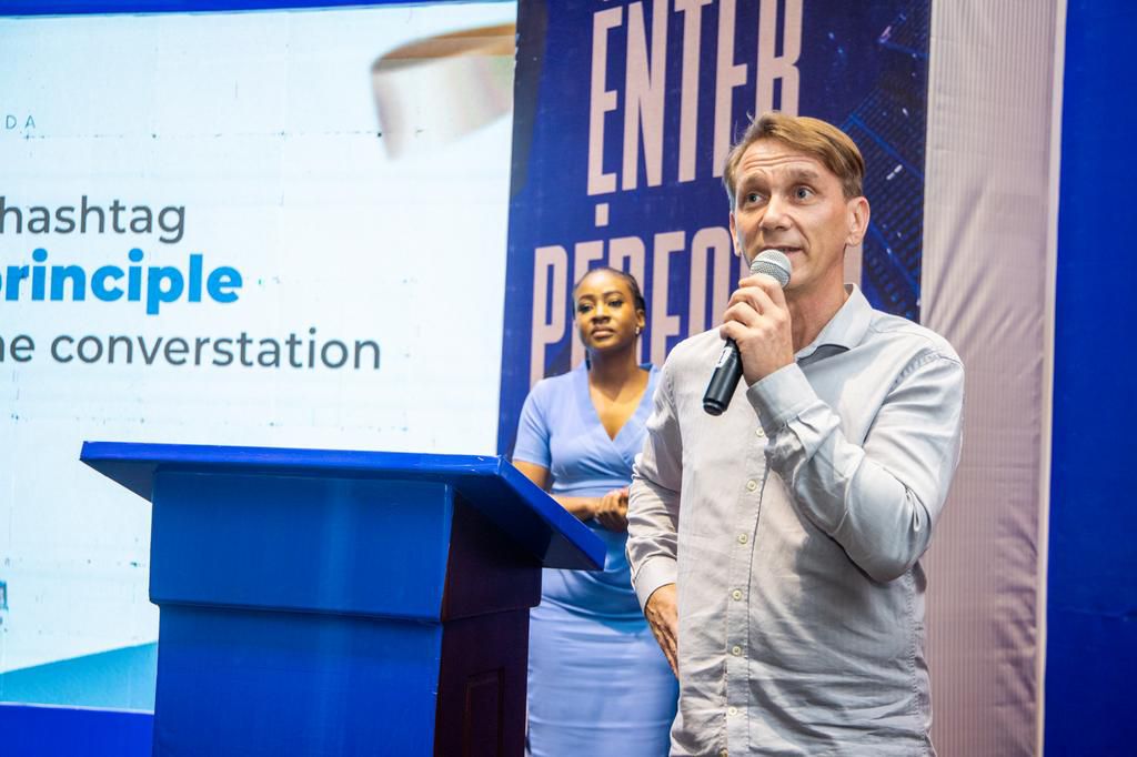 Azeez Amida Unveils “Enter, Perform, Exit (EPE Principle): Understanding the opportunity cycle” to Huge Applause in Lagos