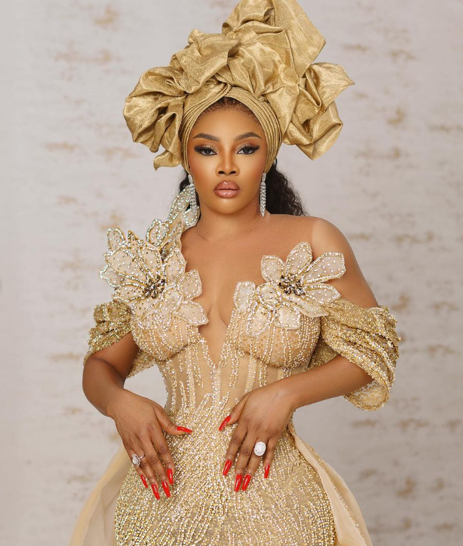 Internet sensation Toke Makinwa will star in an international tourism movie titled 180 Nigeria [Instagram/tokemakinwa]