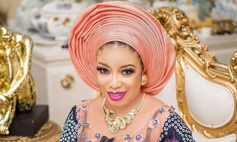 Anjorin and her hubby, Lawal tied the knot back in July. [Instagram/LizzyAnjorinOfficial]