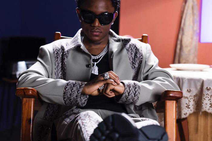 Victony on the set of Soweto [gunzoeg]