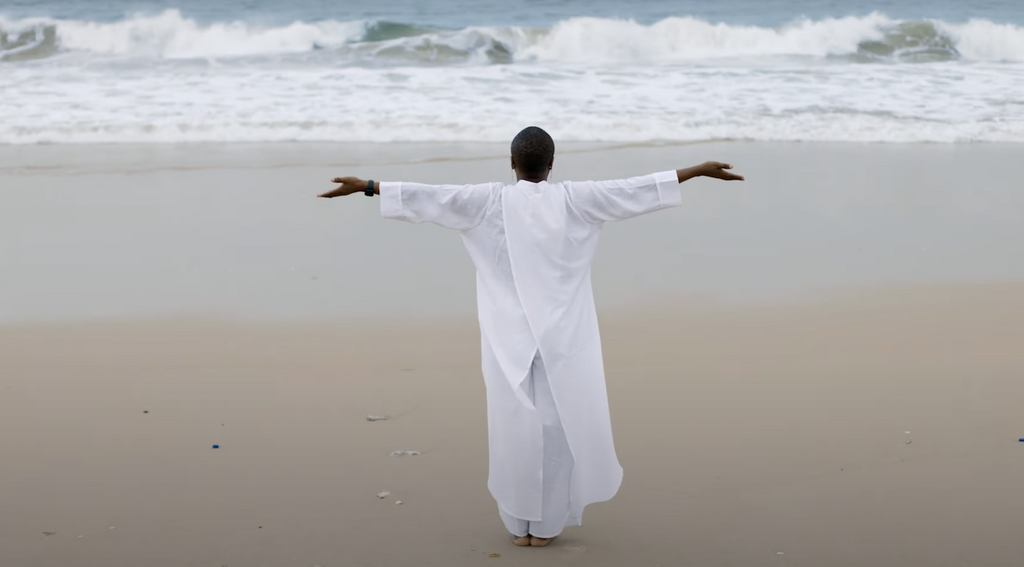 Lola Shoneyin has a new spoken word rendition on democracy dying in Nigeria