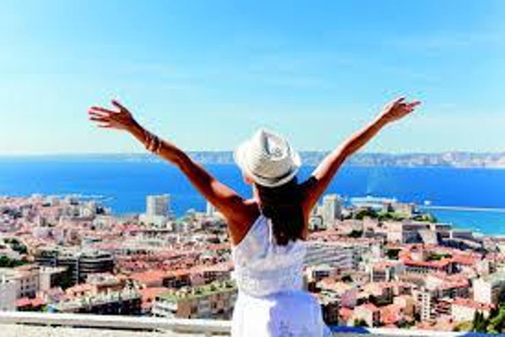 travel tips to balling on a budget