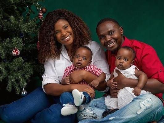 Teju Babyface and his adorable family [Instagram/TejubabyfaceOyelakin]