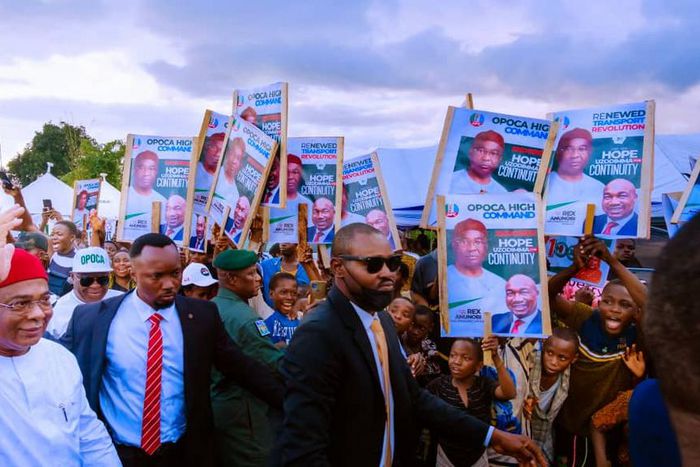 The people of Orlu zone declare support for Governor Hope Uzodinma. [IMSG]