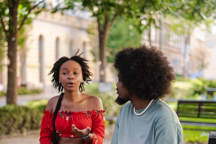 5 signs you should leave a date before it's over/Pexels