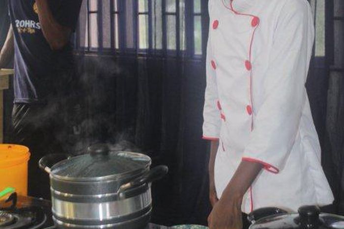 Chef Dami has been cooking for over 40 hours [Twitter/spiritword]