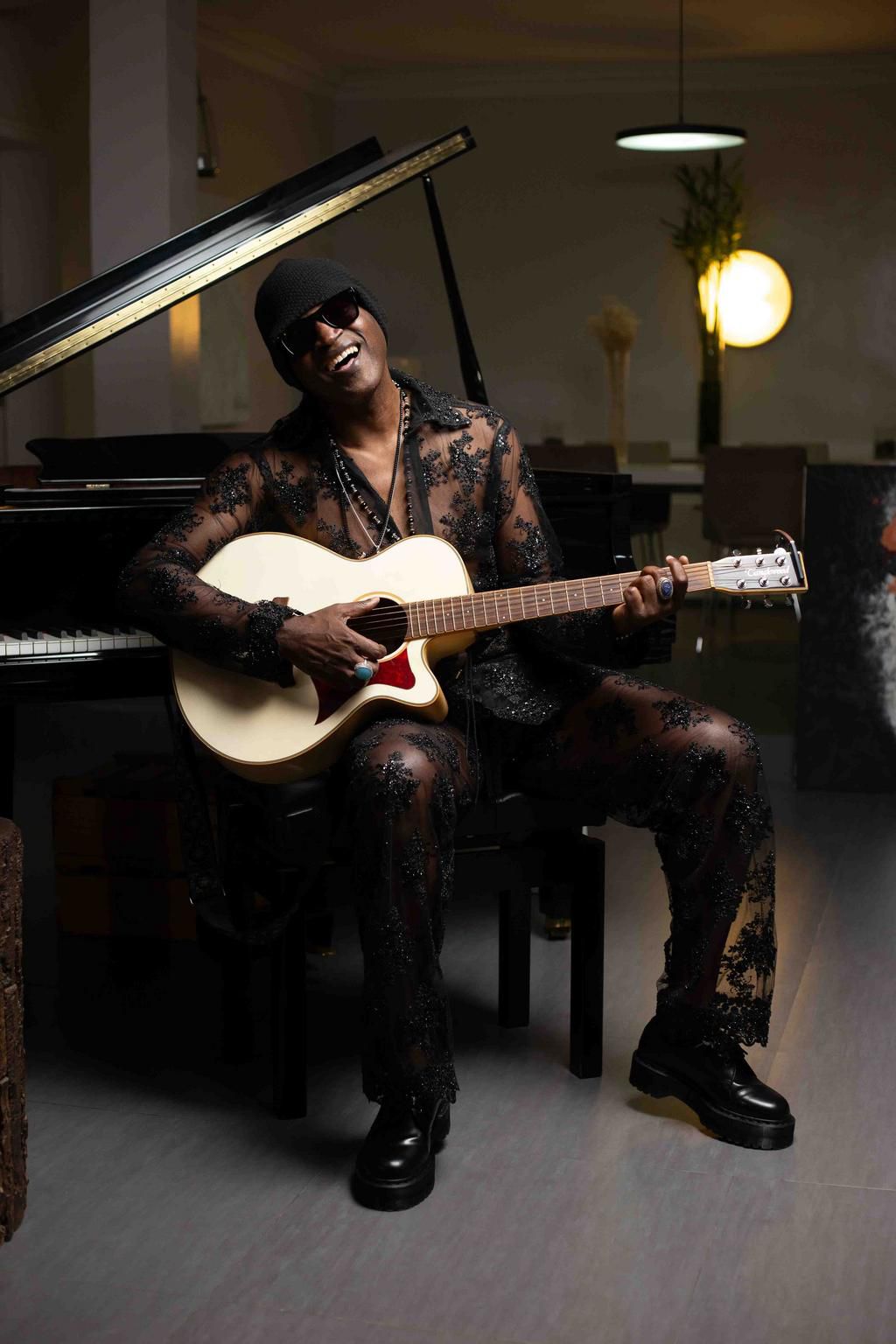 Ibejii Drops New Single: Chocolate Hour