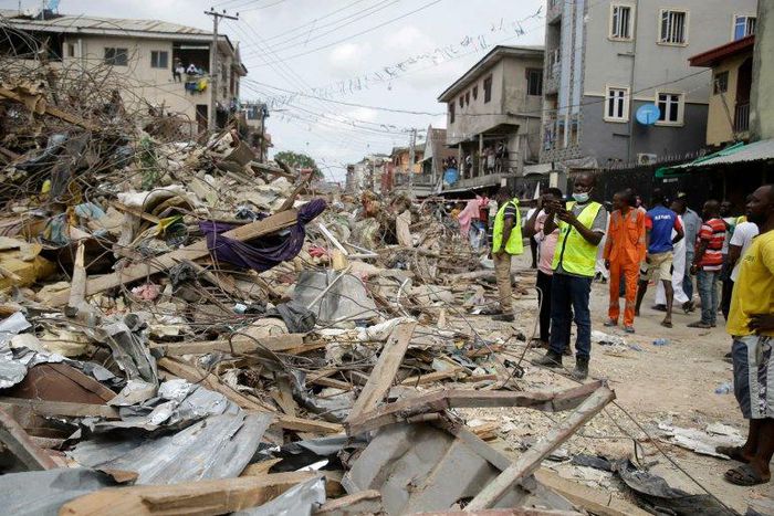 Zero casualty as 3-storey building collapses in Surulere Lagos.