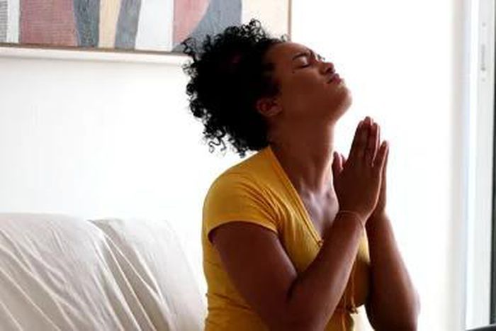 Black woman praying [Inspired Pencil]