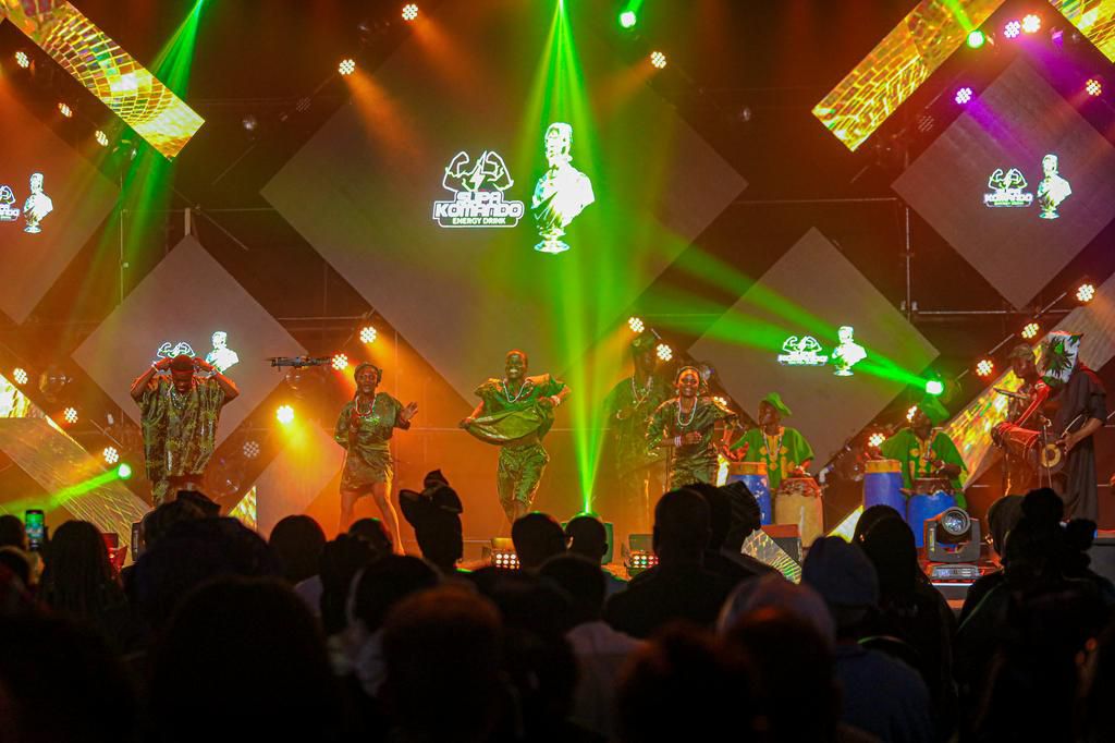 SupaKomando electrifies 9th edition of  AMVCAs!