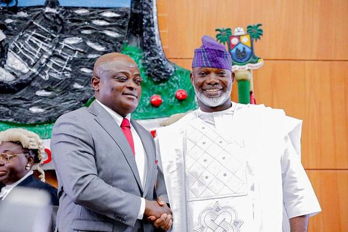 Rauf Age-Suleiman, flanked by fellow lawmakers, pledged allegiance to his duties, taking the oath of office administered by Speaker Mudashiru Obasa [Channels]