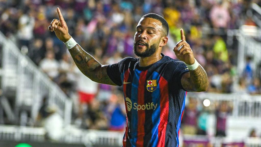 Barcelona forward Memphis Depay