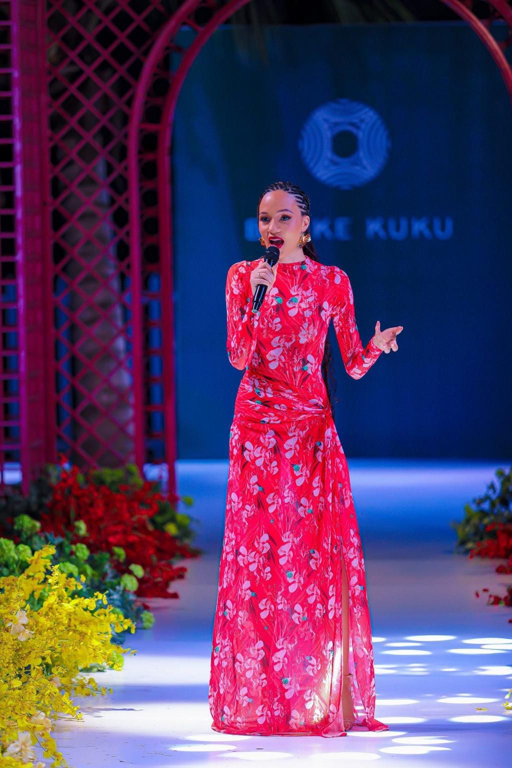Eku Edewor was the delectable host