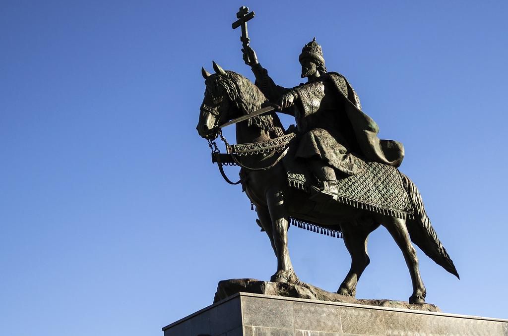 Monument of Ivan the Terrible in Russia [Needpix]
