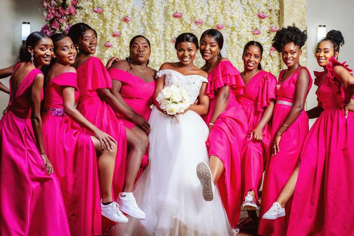 Origins of bridesmaids dress code and modern uses/Pexels